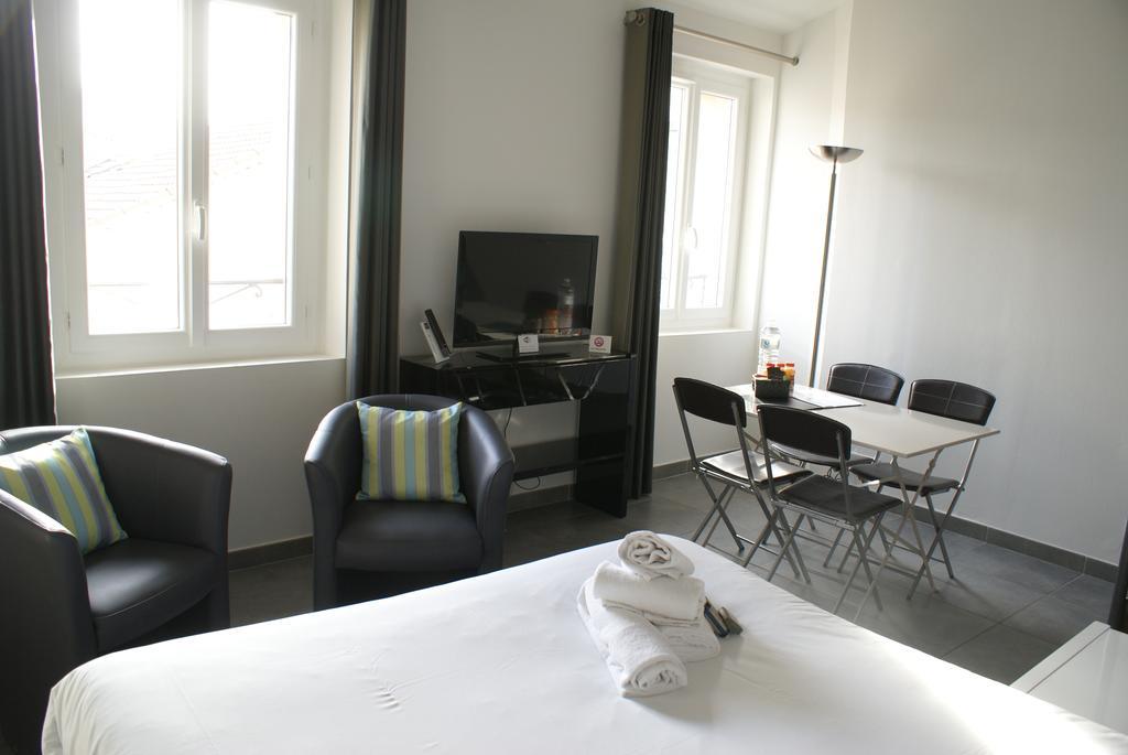 Cannes City Suites ภายนอก รูปภาพ